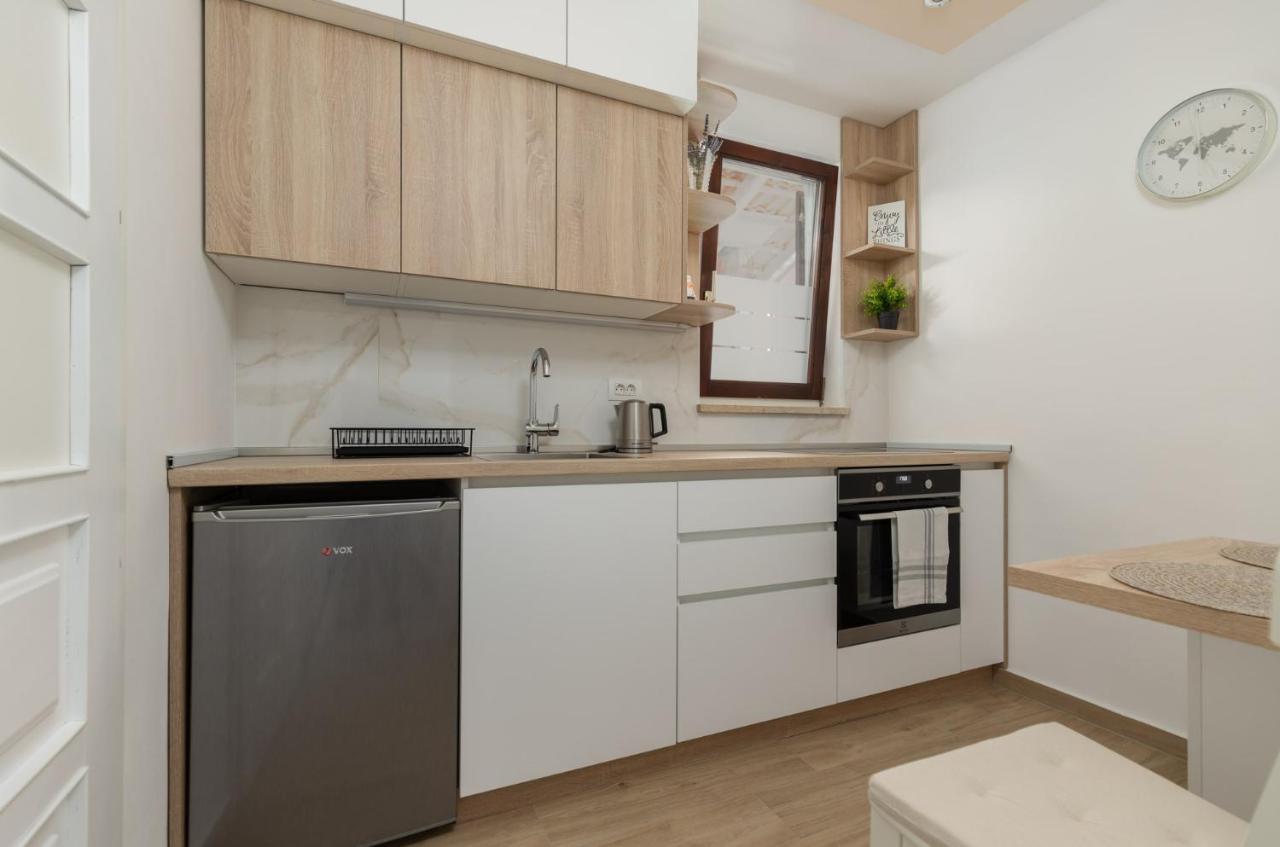 Zlata Apartamento Poreč Exterior foto